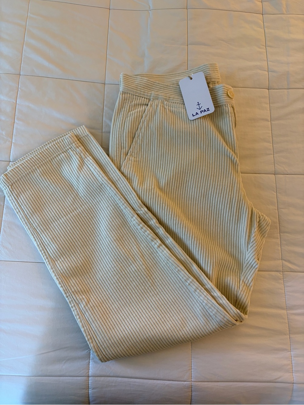 BNWT La Paz Cruz wide wale cream corduroy pants 34